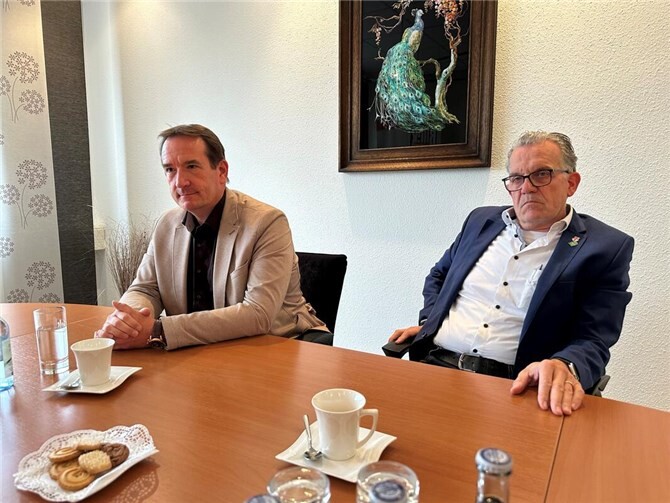 Thomas Przybylla und Gerd Harner beim Redaktionsgespräch im Krupp Medienzentrum. Foto: ROB