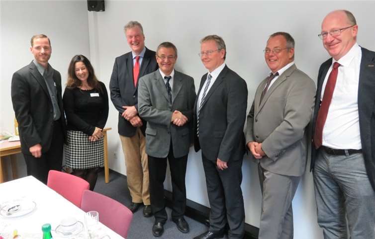 Thorsten Dörholt, Manuela Claßen, Dr. Michael Neubrand, Hermann Josef Bliersbach, André Tillmann, Thomas Werner und Dr. Hartmut Münzel (v.l.) bei der Verabschiedung. privat