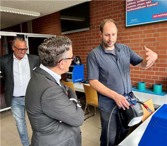 Thorsten Rudolph besuchte in der sitzungsfreien Zeit im Sommer kleine und mittelständische Handwerksbetriebe aus der Region, war aber auch bei der Handwerkskammer Koblenz zu Gast.  Foto: Wahlkreisbüro Thorsten Rudolph / Volker Schmidt