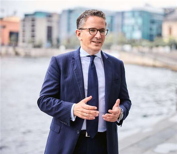 Thorsten Rudolph unterstützt das „Zukunftspaket Ehrenamt“, weil es die Arbeit der Ehrenamtlichen an Rhein, Mosel und Lahn vereinfachen und attraktiver machen wird.  Quelle: Marcus Brodt
