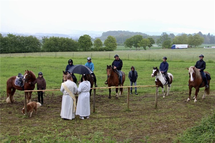 Tiersegnung