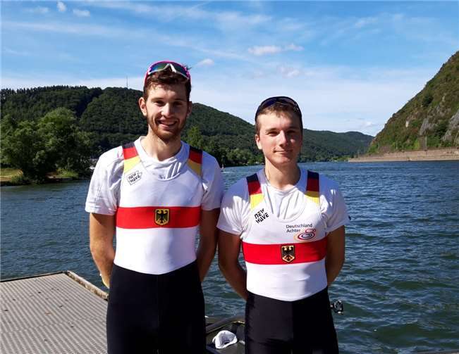 Tim Bier (l.,Treis-Karden) und Johannes Thein (r.,Trier) erwarten gespannt das Meldeergebnis der U23 Europameisterschaft im Leichtgewichts- Doppelzweier. Die Konkurrenz in dieser olympischen Bootsklasse wird als besonders stark erwartet.Foto: privat