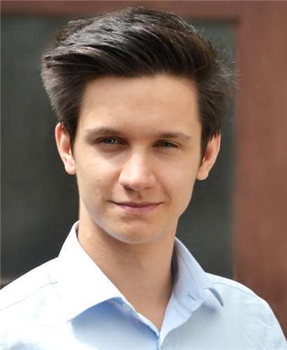 Tim Pinther, Hörakustiker BECKER Hörakustik: „Wir sind erst zufrieden, wenn Sie es auch sind!“ Ihr BECKER-Team in Linz.privat