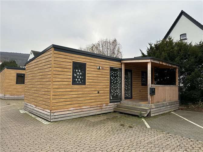 Was wird aus den Tiny Houses in Bad Neuenahr-Ahrweiler? Tiny Haus in Bad Neuenahr in der Straße „Am Gartenschwimmbad“. Foto:ROB