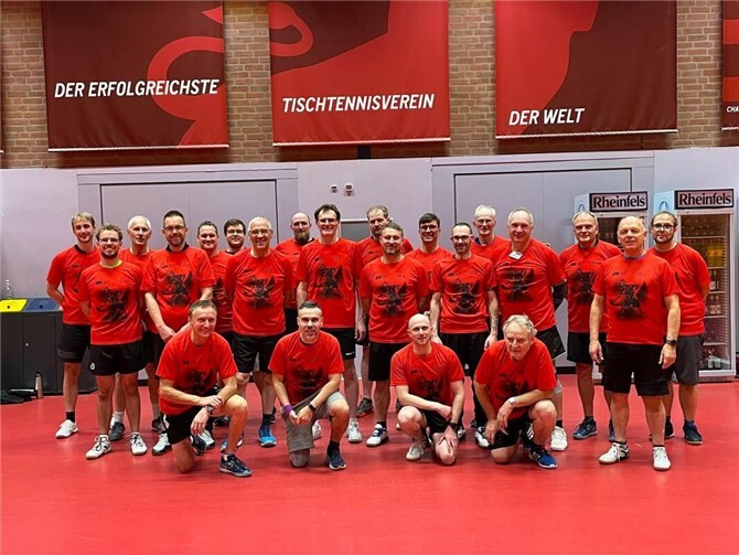 Tischtennis-Training am Rhein: SV Kail zu Gast bei Borussia Düsseldorf.