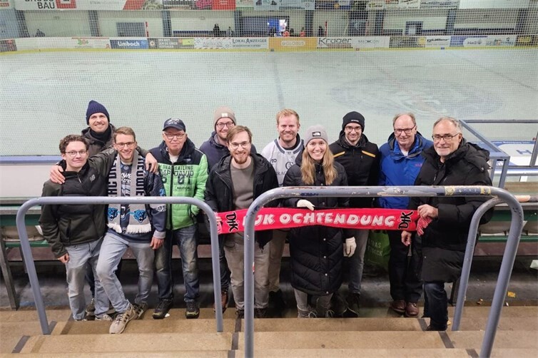 Tischtennisabteilung zu Besuch im Ice House
