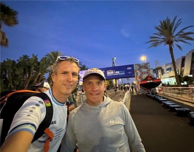 Titelbild Stefan Marx und der mehrfache Ironman-Weltmeister Kristian Blummenfeld vor dem Start. Foto: privat