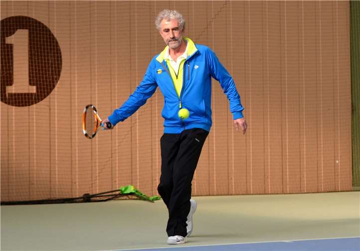 Titelverteidiger Christoph Hilpisch (1, TC Rh.-W. Neuwied) setzte sich erneut gegen den Lahnsteiner Jens Kowalke durch.