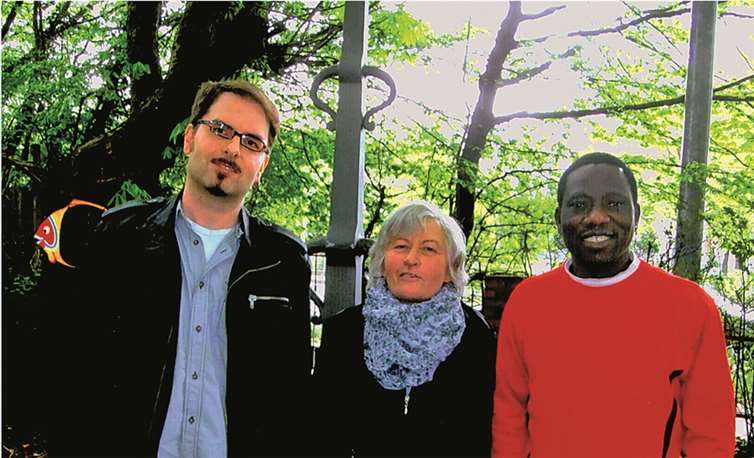 Tobias Härtling, Vorsitzender; Agnes Grab, Stellvertr. Vorsitzende; Tsiko Amesse, Beisitzer (v.l.)  Privat