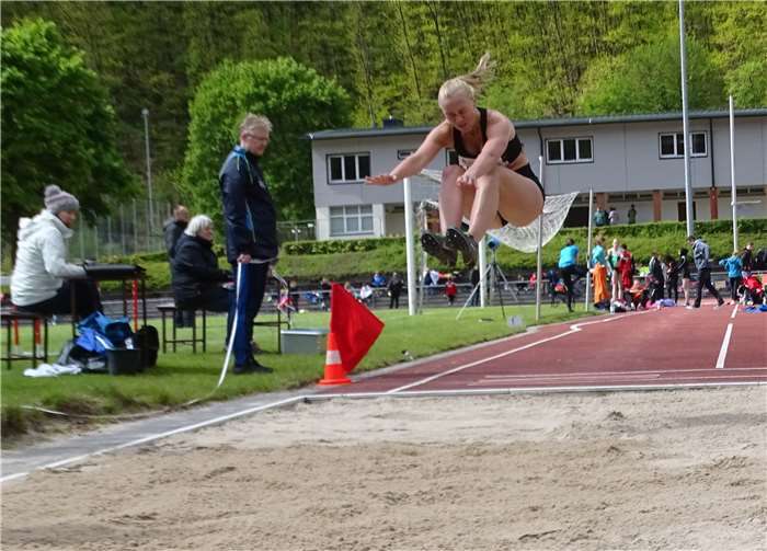 Tokessa Zinn (TV Sinzig) bestätigt ihre gute Form im Weit- und Dreisprung. Foto: privat