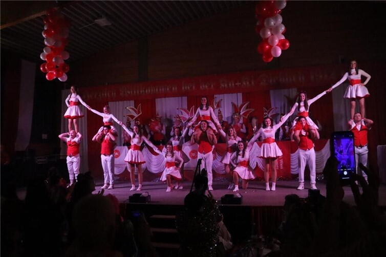 Tolle Akrobatik wurde dem Publikum geboten.