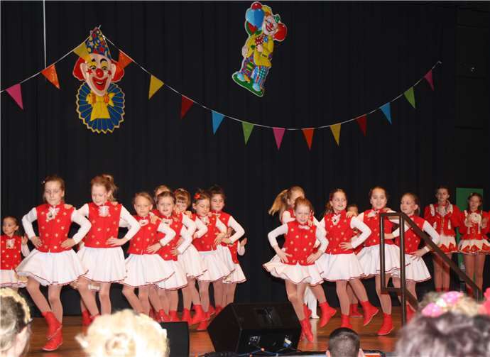 Tolle Gardetänze erwarten die jungen Karnevalisten.