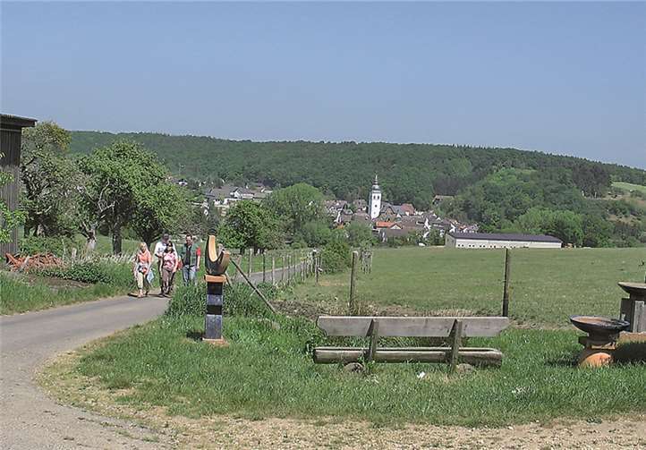Tolle Keramik-Skulpturen werden auf der Wanderung zu sehen sein. privat