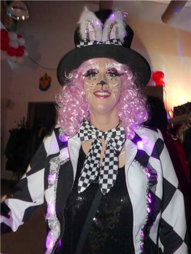 Tolle Kostüme und närrische Verkleidungen waren wieder das Salz in der Müllenbacher Narrensuppe.