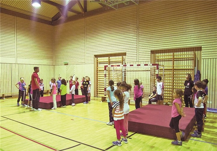 Tolle Spiele wechselten sich mit Geschichtenhör- und Lesezeiten ab.  privat