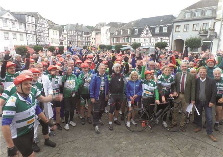 Tolle Stimmung herrschte vor dem Linzer Rathaus. STUKO