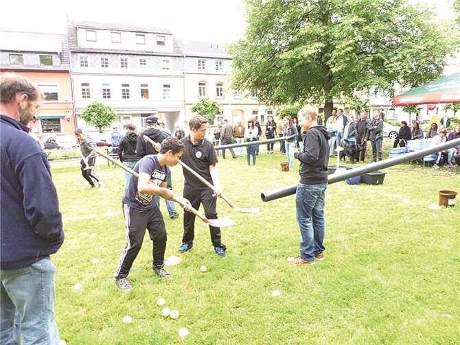 Tolle, ausgefallene Spiele standen beim Spiel ohne Grenzen auf dem Programm.