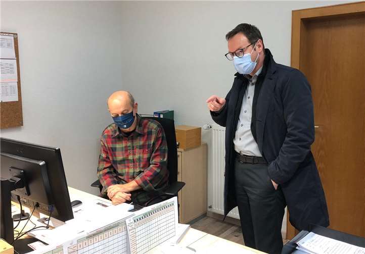 „Tolle ehrenamtliche Arbeit“ begeistert SPD-Landtagskandidat Dr. Alexander Wilhelm beim Besuch vor Ort.Foto: privat