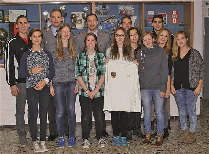 Toller Abschluss: Gruppenfoto mit Jungs von der Nationalmannschaft.privat