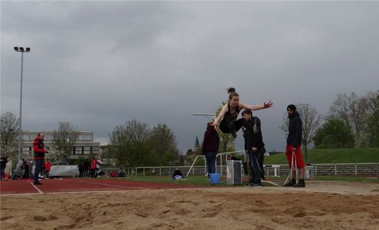 Tolles Ergebnis auch beim Weitsprung.