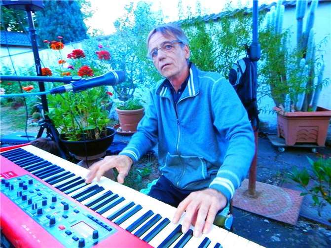 Tommy Geller arrangiert und komponiert selbst. Foto: :Kerit