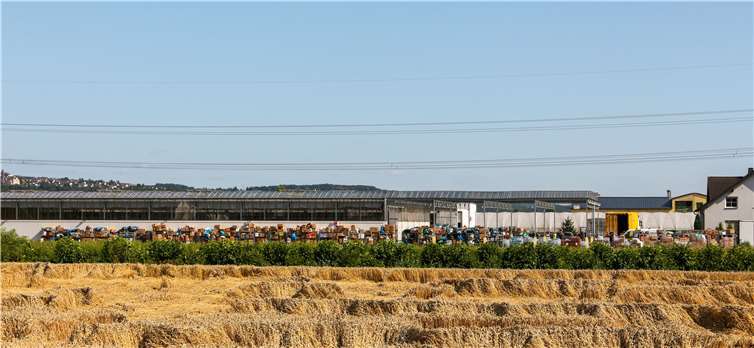 Tonnen von Hilfsgütern stapeln sich. Foto:Torsten Trütgen
