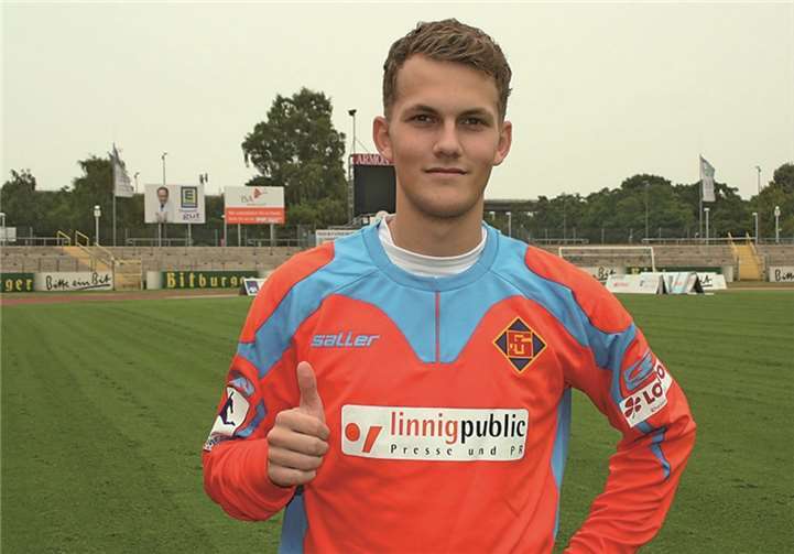 Torwart Fabrice Vollborn in seinem Trikot der TuS Koblenz. Privat