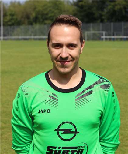 Torwart Tim Schüller, an diesem Tage der beste Kempenicher, bewahrte sein Team mit zahlreichen Paraden vor einer noch höheren Niederlage. Foto: privat