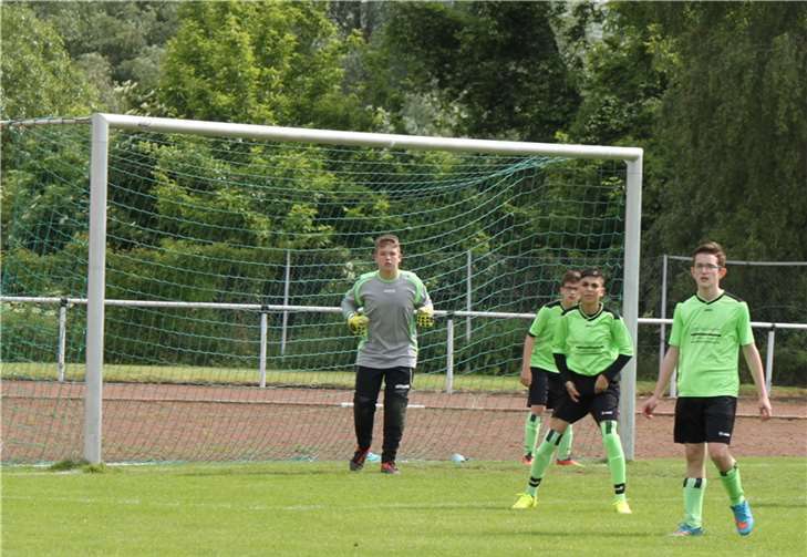 Torwart Tobi Boczkowski rettete den Punkt in Augst.privat