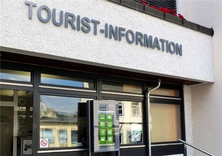 Touristisches Informationsterminal in Rhens.Touristik Verbandsgemeinde Rhein-Mosel
