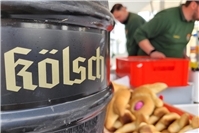 Tradition und Genuss: Kölsch und frisch gebackene Hefeosterhasen gehörten ebenfa...