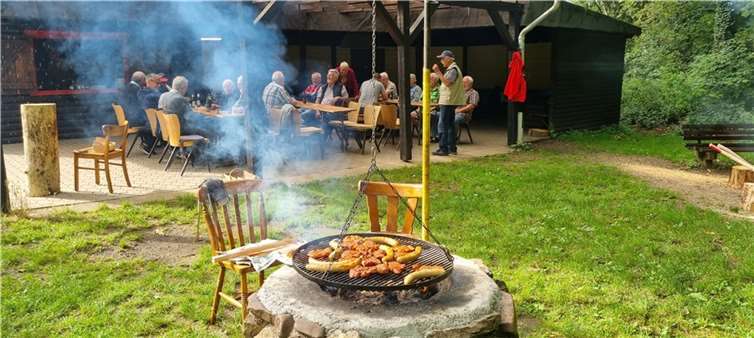 Traditionelles Treffen der Chorgemeinschaft in Dattenberg.  Foto: privat