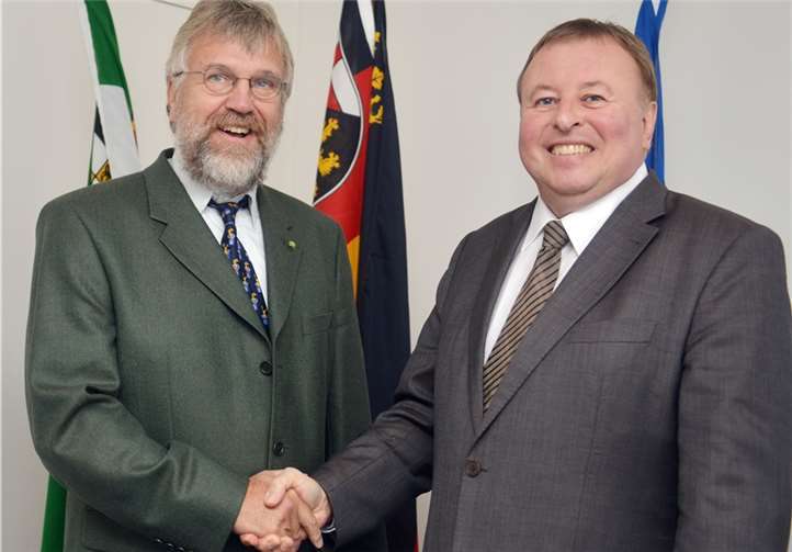 Trafen sich zu einem Gespräch: Bolko Haase (l.) mit Dr. Jürgen Pföhler.Kreisverwaltung Ahrweiler