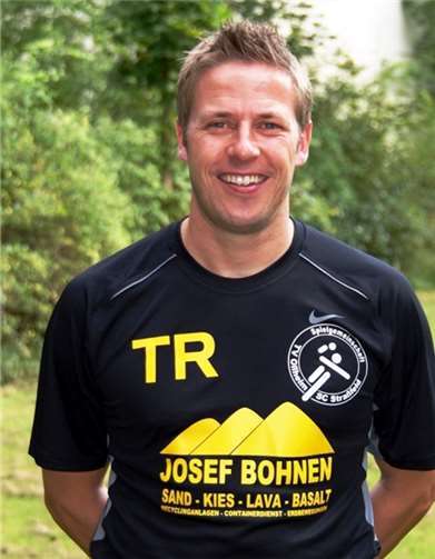 Trainer Markus van Zuilekom gewann mit seinem Team im Lokalderby gegen Bad Münstereifel.Herrn