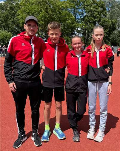 Trainer Nico Nübel war mit dem ersten Auftritt seiner Schützlinge in der Mehrkampf-Szene vollends zufrieden. Quelle: DJK Ochtendung