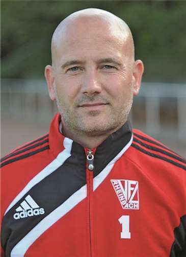 Trainer Schlösser. privat