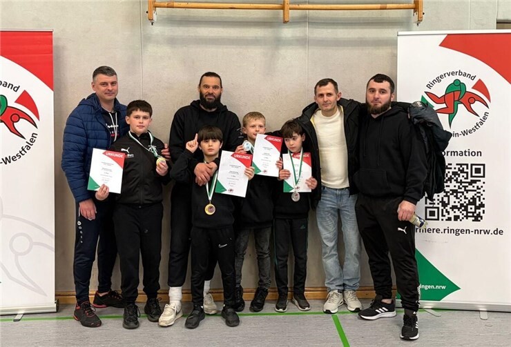 Trainer und Betreuer des RSV Rheinbach begleiten und unterstützen ihren Nachwuchs engagiert bei der Landesmeisterschaft.Foto: privat