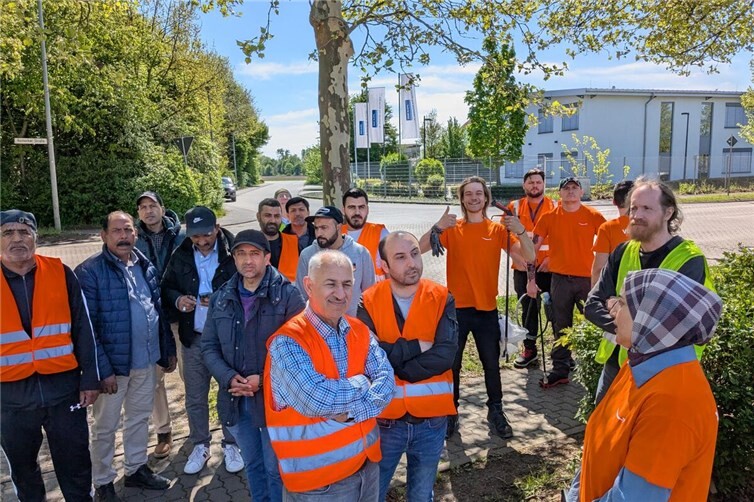 Treffpunkt Cleanup 2025 im Industriegebiet