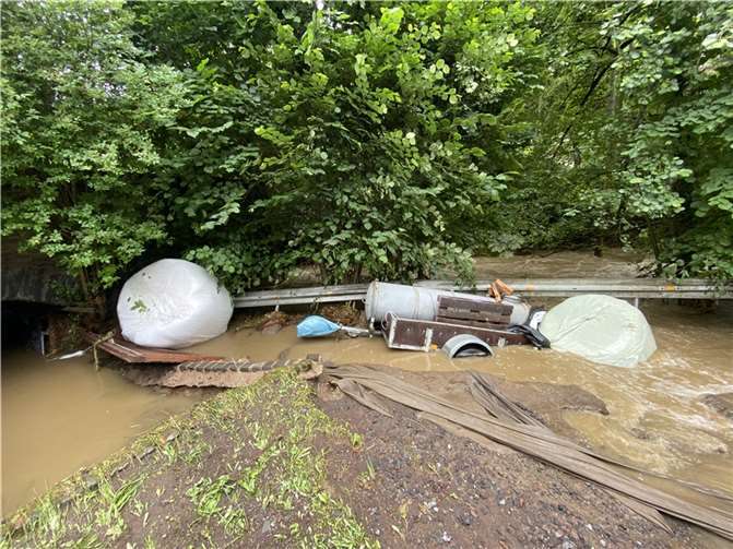 Trimbs: Konsequenz aus Jahrhunderthochwasser Treibgut kann bei Hochwasser problematisch werden. Foto: VG Maifeld