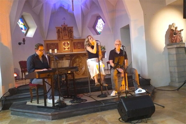 Trio Giesen/Schoenmackers konzertierte in St Anna Bachem