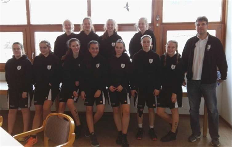 Tritt in der kommenden Saison überregional an - die U16 der Basketballerinnen des TV Arzbach. privat