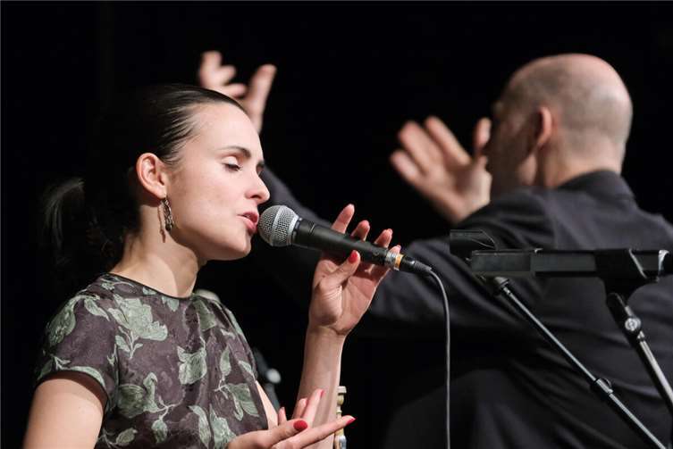 Trompeterin Andrea Moti zog auch mit ihrem Gesang das Publikum in seinen Bann. Copyright: Michael Jordan