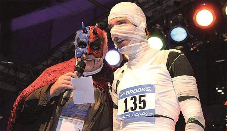 Trotz Bandagen konnte sich diese Mumie über den Gewinn des Kostümlaufs freuen.Adrian Müller