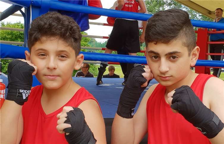 Trotz den weitaus stärkeren Gegnern, ließen sich die jungen Boxer nicht unterkriegen und gaben alles.privat