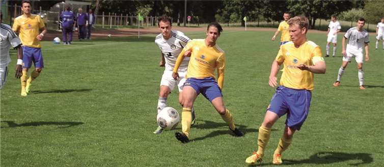 Trotz des 0:1 sahen die wenigen Zuschauer eine ansprechende Leistung. Mit Tabellenplatz zehn kann die SpVgg mit der abgelaufenen Saison als Aufsteiger sehr zufrieden sein.  RÜ