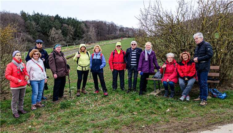 Trotz des stürmischen Wetters und einiger Regenschauer genossen alle 15 Wanderer und Wanderinnen den Tag.  Foto:privat