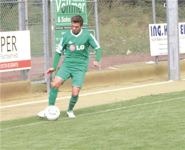 Trotz fahrlässiger Chancenverwertung konnte die erste Mannschaft des SV Oberzissen einen klaren Erfolg gegen die Zweitvertretung aus Westum und Löhndorf verbuchen. privat