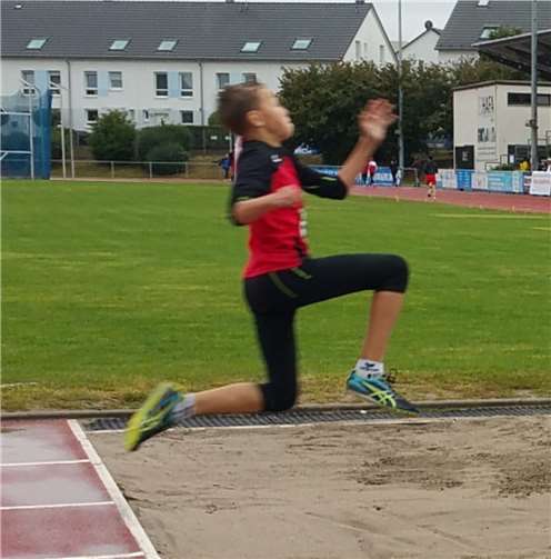 Trotz schlechtem Wetter: Silas Etzkorn gibt bei den Meisterschaften alles. Foto:privat