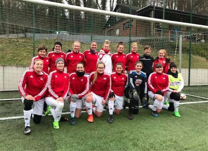 Trotz teils ansehnlicher Leistungen war das Glück in der bisherigen Rückrunde nicht auf der Seite der Rheinbreitbacher Rheinlandliga-Fußballerinnen.  privat