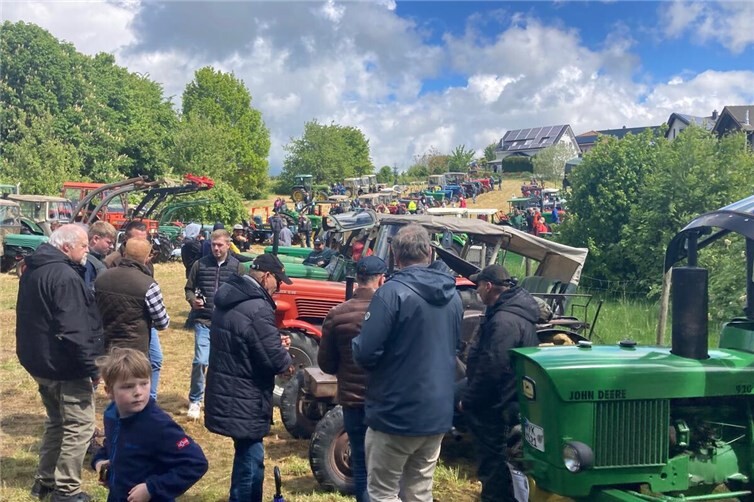 Trotz wechselhaftem Wetter lockte die Traditionsveranstaltung erneut viele Hundert Besucher auf das Ausstellungsgelände.